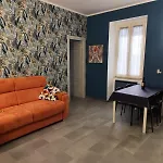 Casa Gaia A 2 Passi Dalla Metro A E C