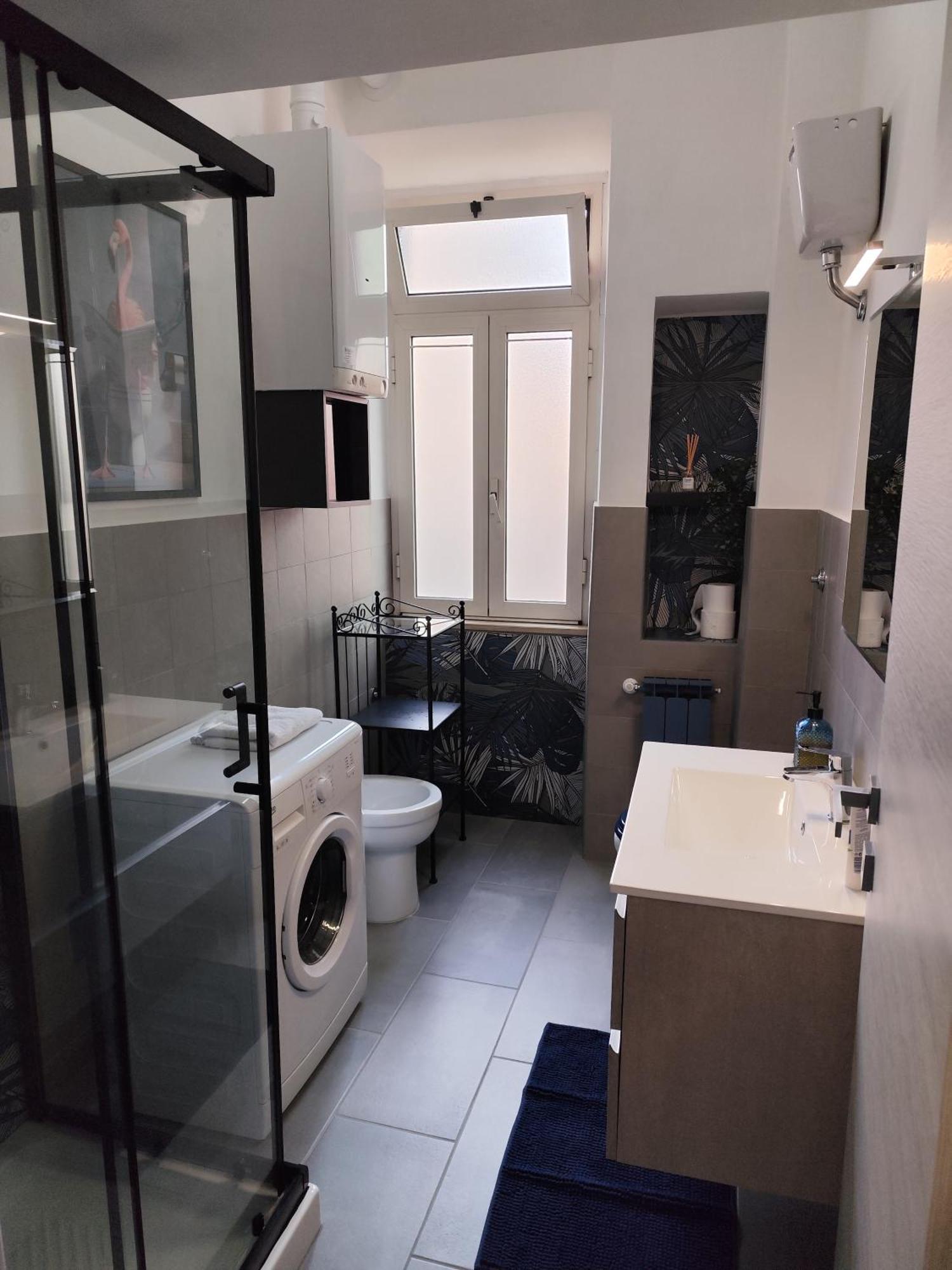 Casa Gaia A 2 Passi Dalla Metro A E C Apartment