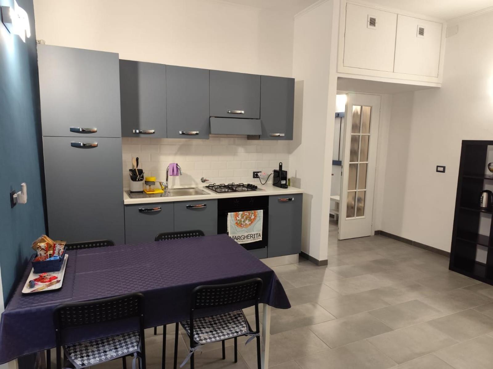 Apartment Casa Gaia A 2 Passi Dalla Metro A E C *